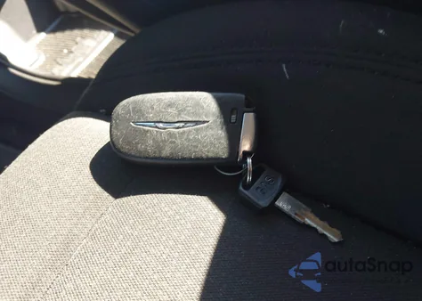 2015 Chrysler 200 Limited from USA, damaged, VIN 1C3CCCAB1FN695451